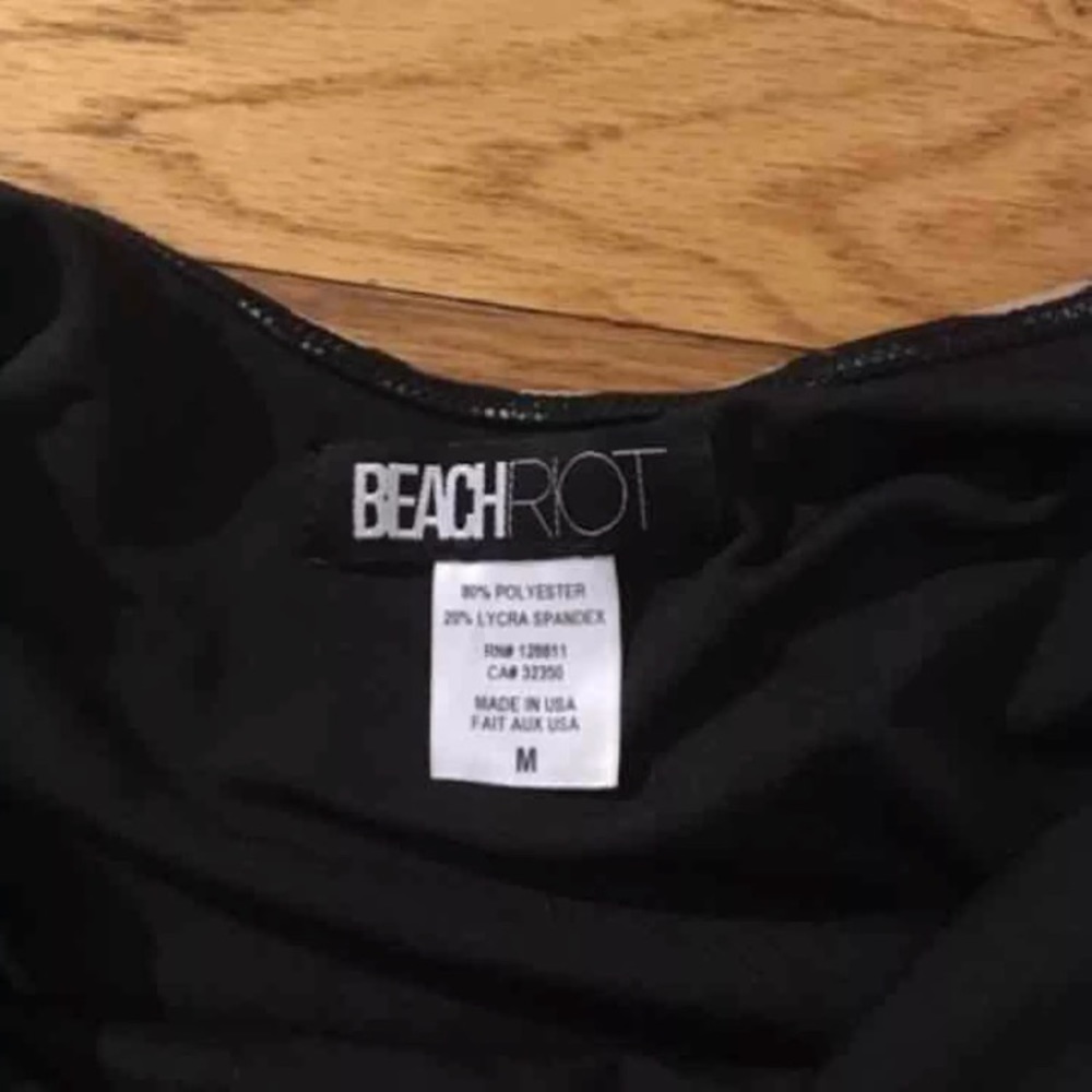 Beach Riot Swimsuit - Picture 4 of 4